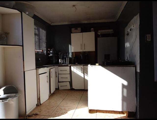2 BEDROOM HOUSE FOR SALE IN UMRHABULO TRIANGLE